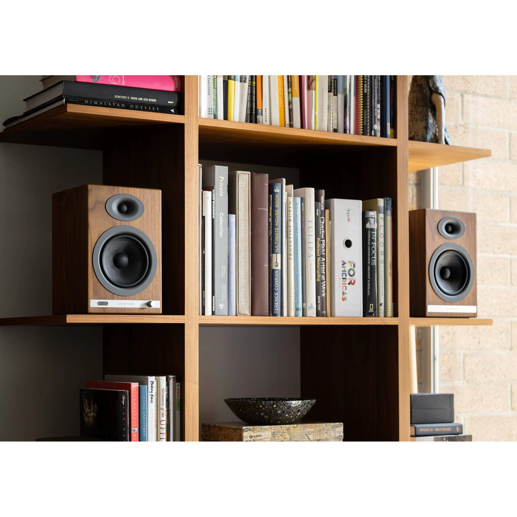 Audioengine HD5 2-Way Active Wireless Bookshelf Speakers (Real Wood Veneer Walnut, Pair) - Image 4