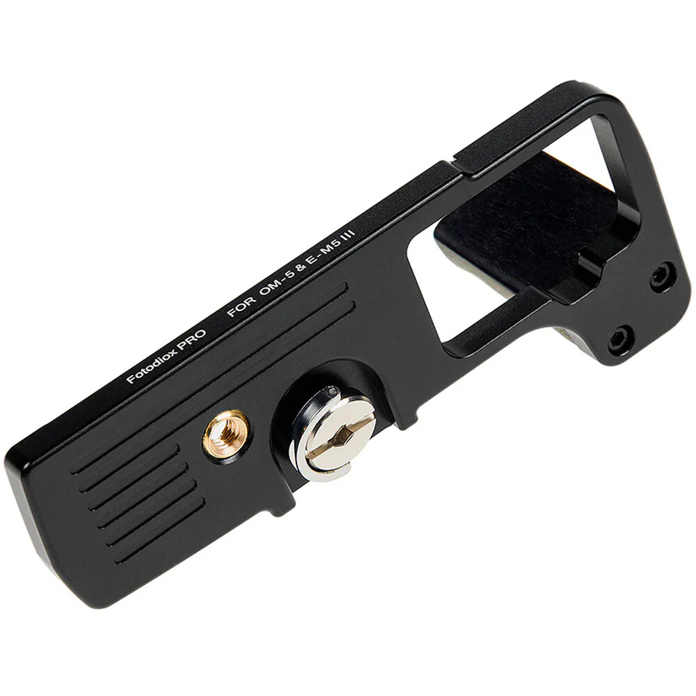 FotodioX DLX Metal Grip for OM-5 & OM-D E-M5 Mark III Cameras - Image 3