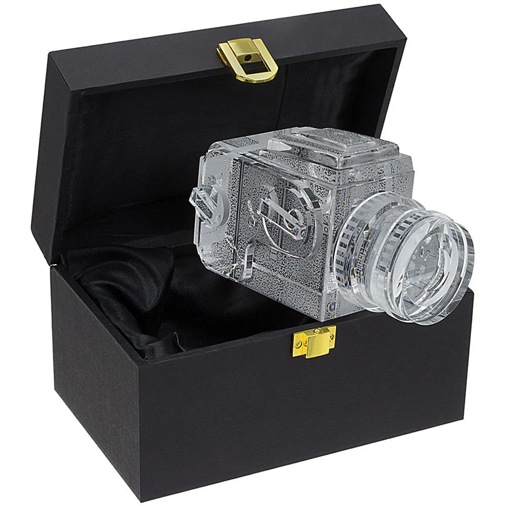 FotodioX Hasselblad Replica Crystal Camera - Image 3