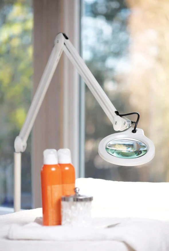 GLAMOX LUXO LFM LED G2 3 DIOPTER Magnifier Light, Illuminated, 10W LED, 3.5 Diopter, 1050mm Adjustable Arm, White, EU/UK - Image 8