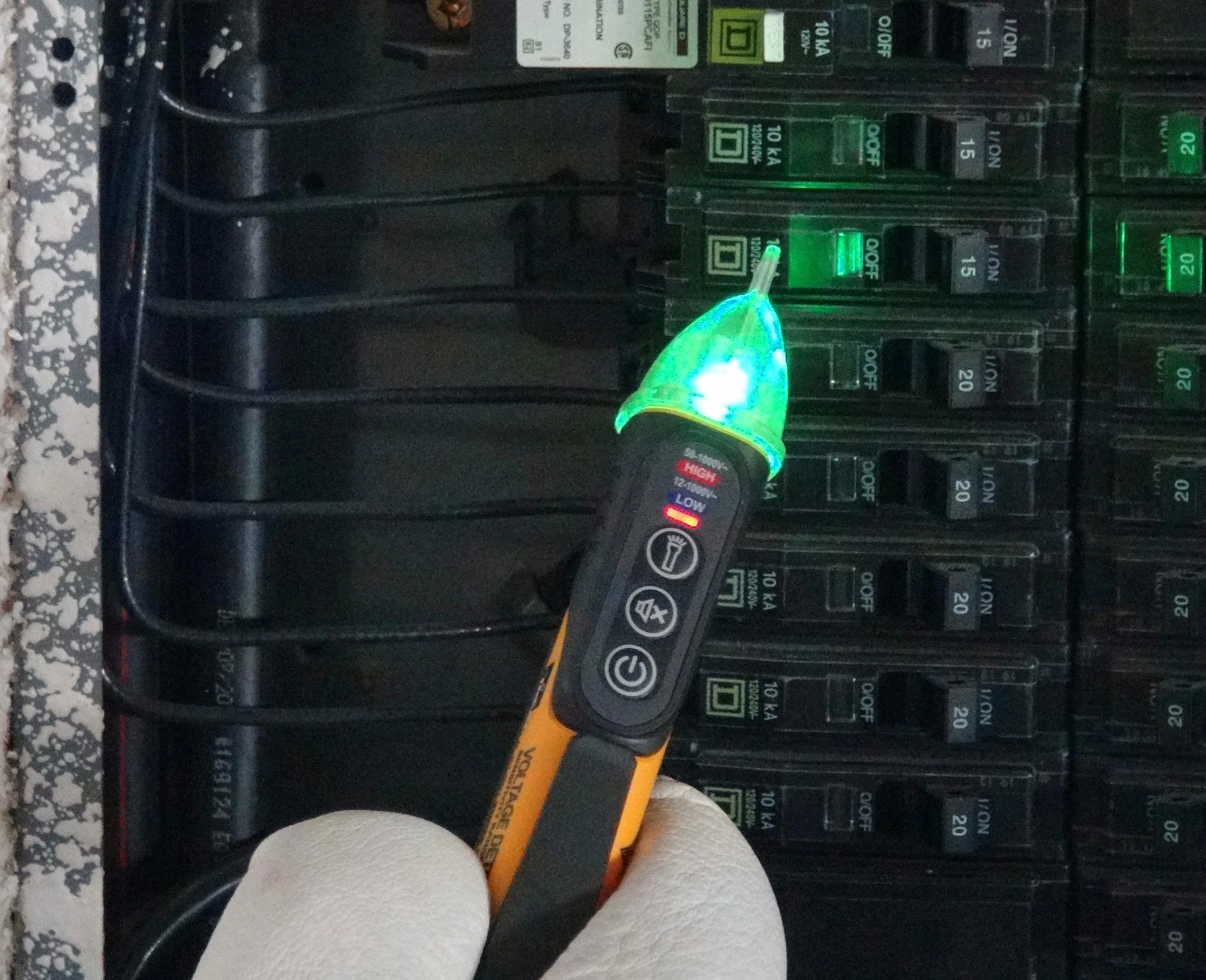 Ideal 61-657 61-657 Voltage Tester 50V to 1kV LED - Image 10