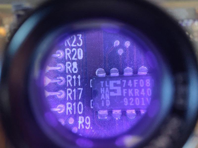 IDEAL-TEK LE-003UV.ITU Magnifier Inspection Loupe 10x 8 UV LED - Image 2