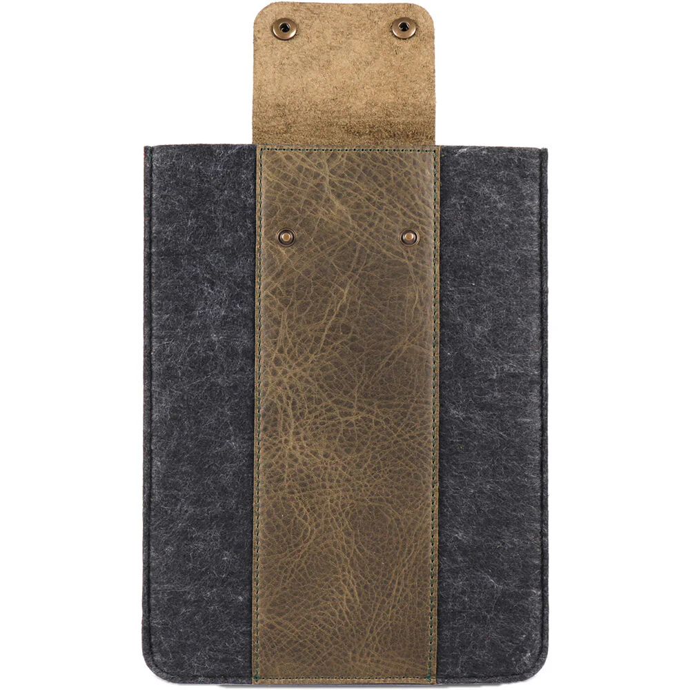 MegaGear Genuine Leather Tablet Sleeve Case for iPad Pro (Green) - Image 2