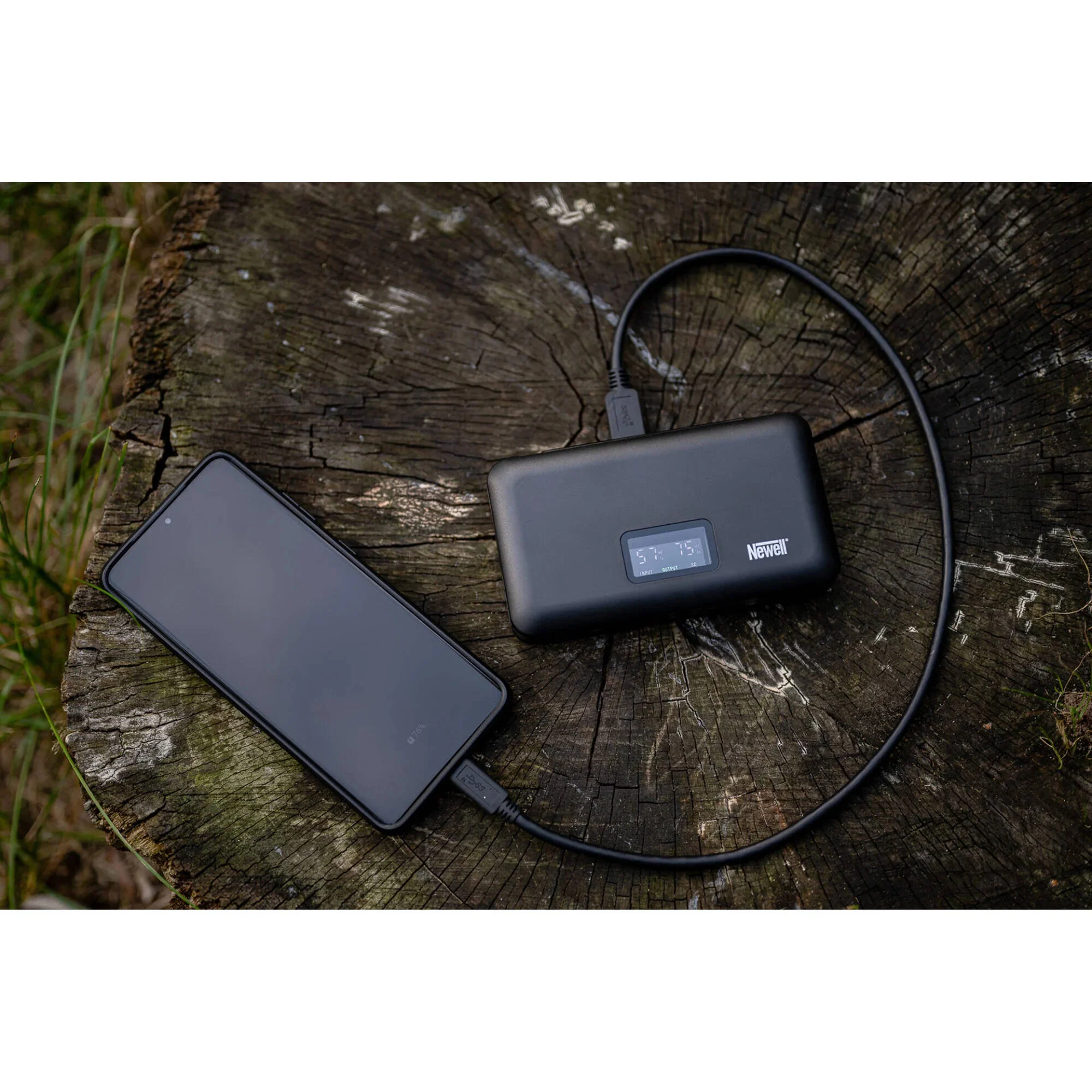 Newell LCD Dual-Channel Charger with SD Card Reader for Nikon EN-EL15 Battery - Image 7