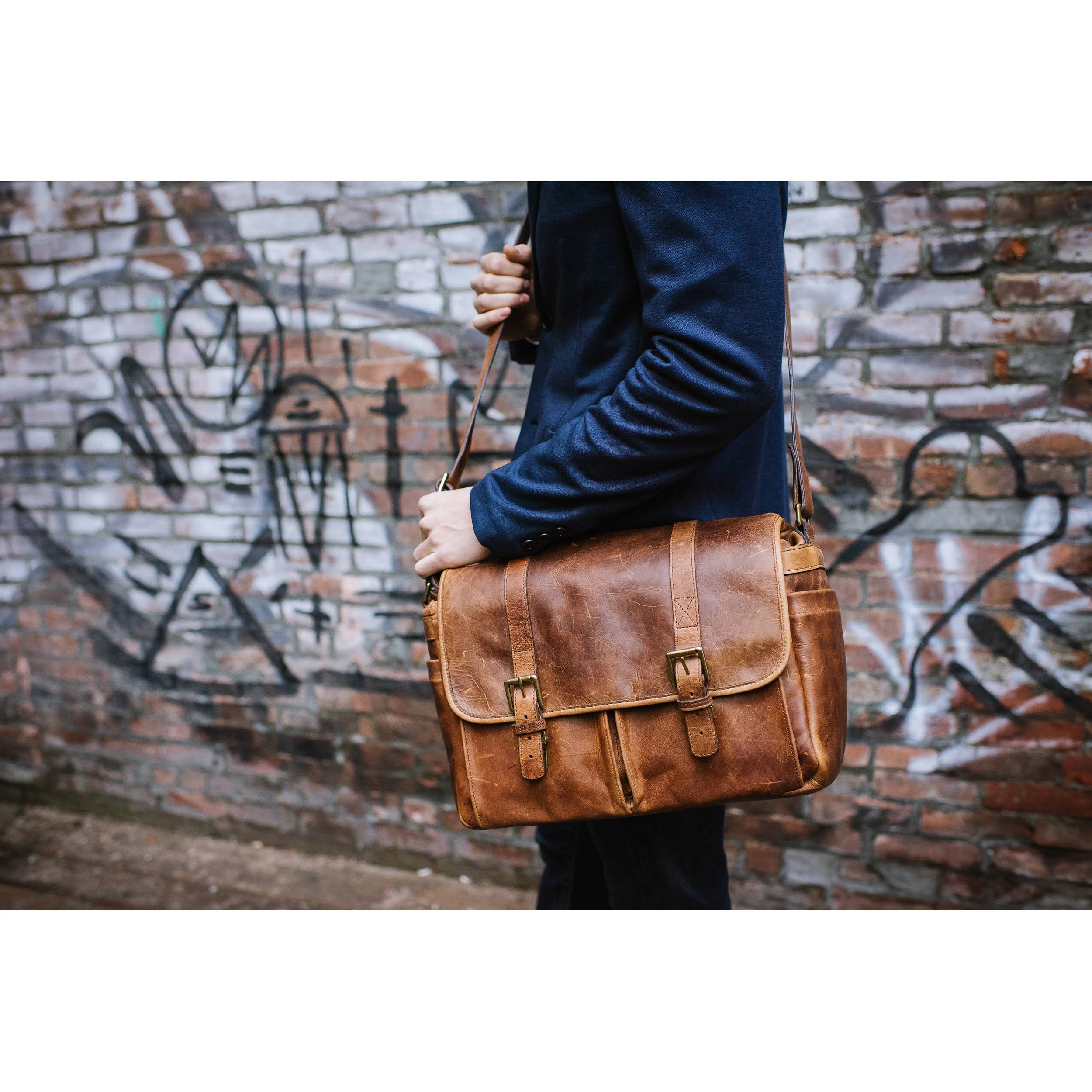 ONA Brixton Camera/Laptop Messenger Bag (Leather, Antique Cognac) - Image 10