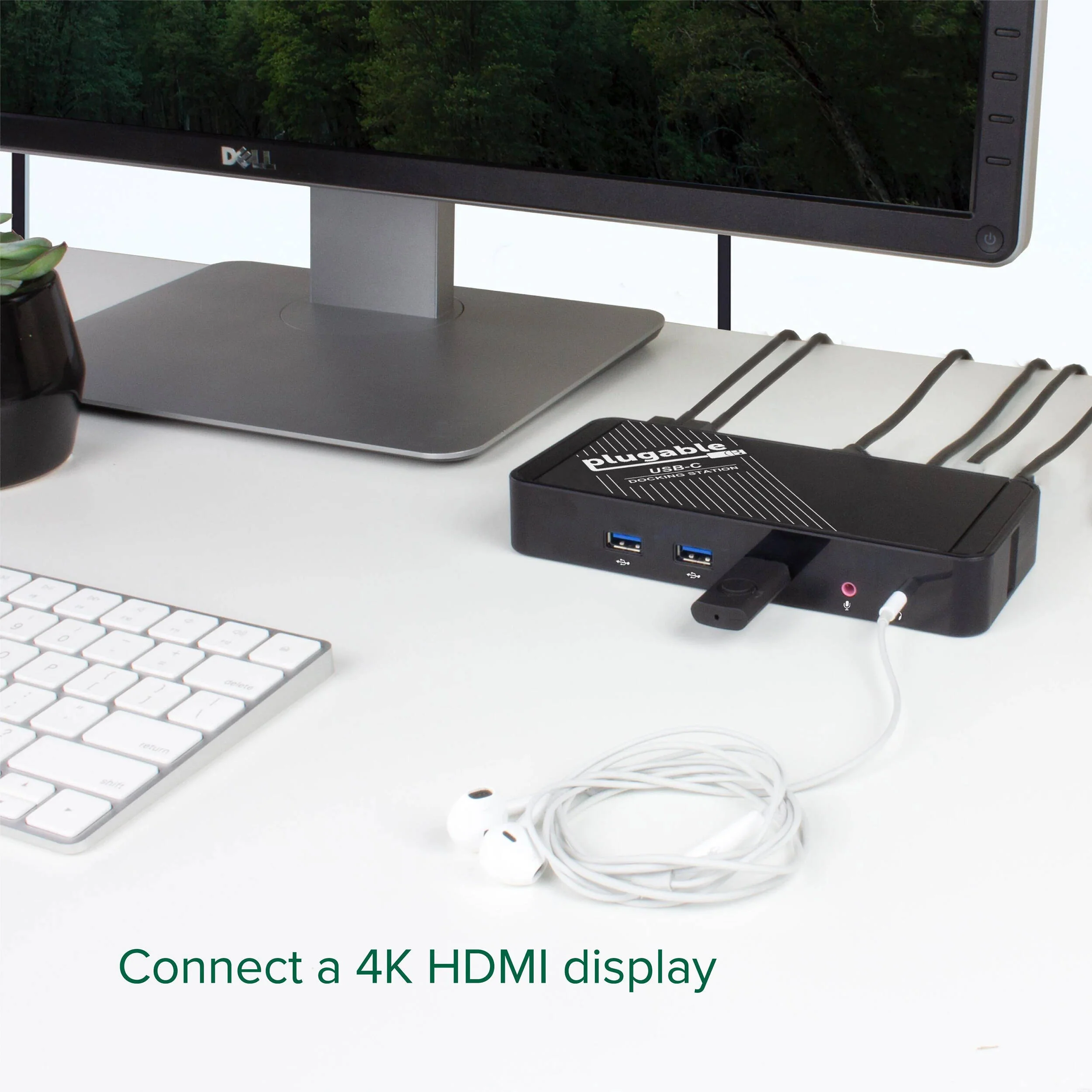 Plugable 9-in-1 USB-C Docking Station (Black) - Image 5