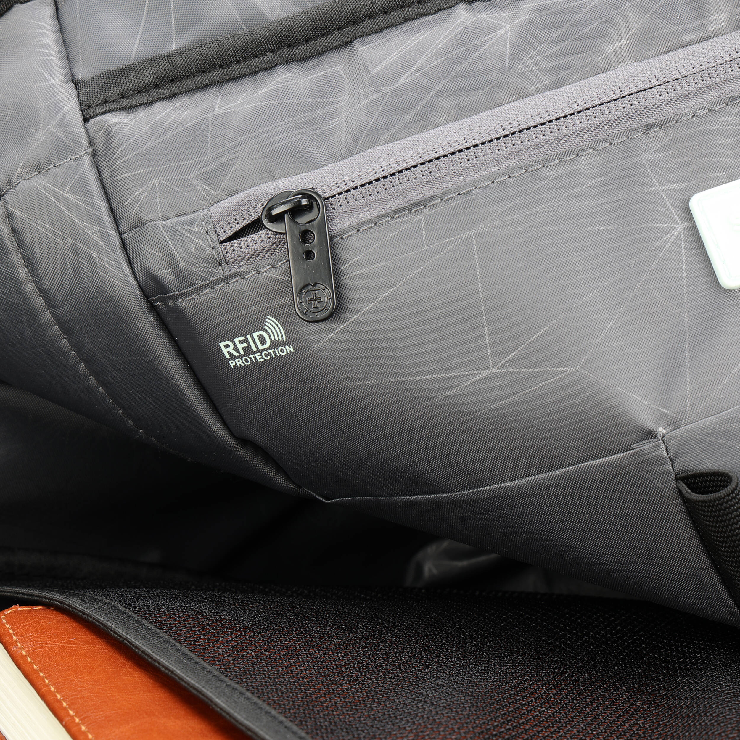 Swissdigital BERG Hybrid Briefcase (Black) - Image 6