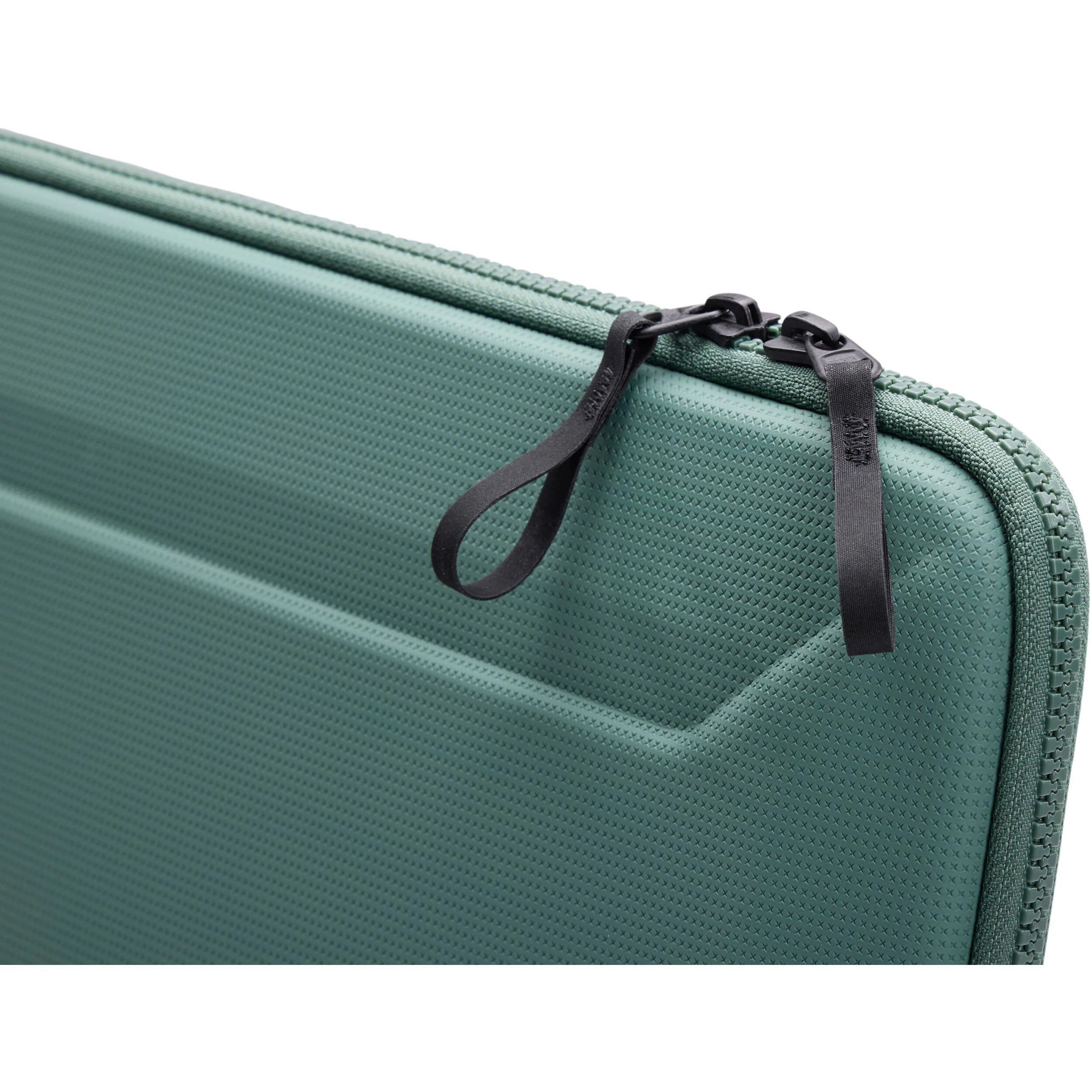 Thule Gauntlet Sleeve for 16" MacBook Pro (Hazy Green) - Image 7