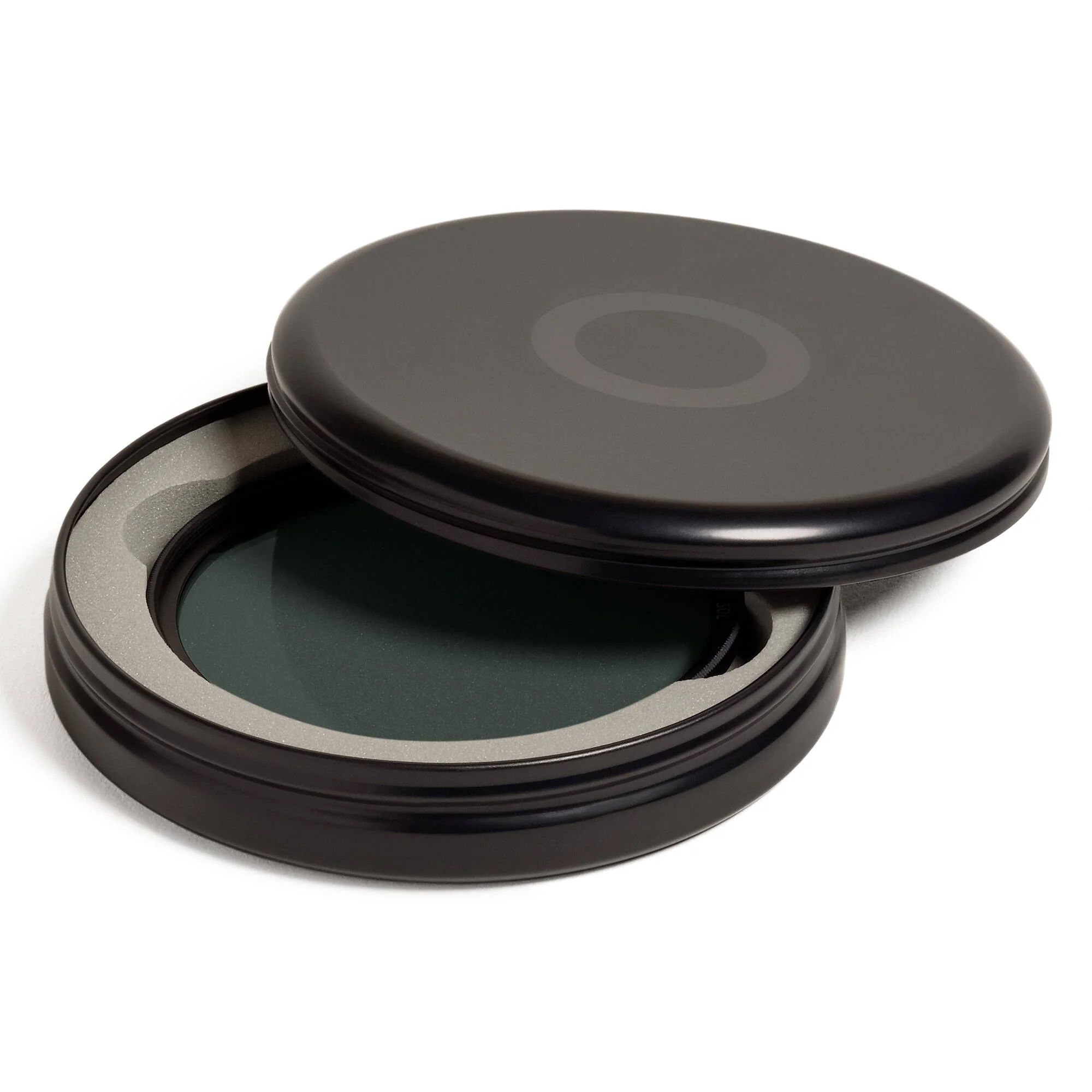 Urth Infrared (R72) Lens Filter Plus+ (72mm) - Image 4